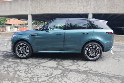 2025 Land Rover Range Rover Sport Dynamic SE