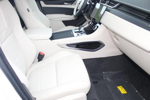 2026 Jaguar F-PACE R-Dynamic S