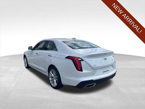 2022 Cadillac CT4 Luxury