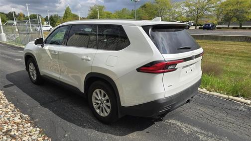 2024 Toyota Grand Highlander XLE