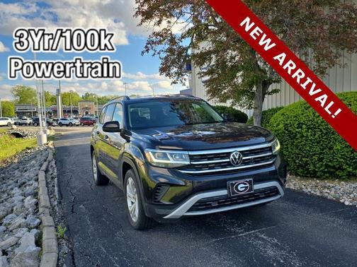 Deep Black Pearl 2021 Volkswagen Atlas 3.6L SE w/Technology