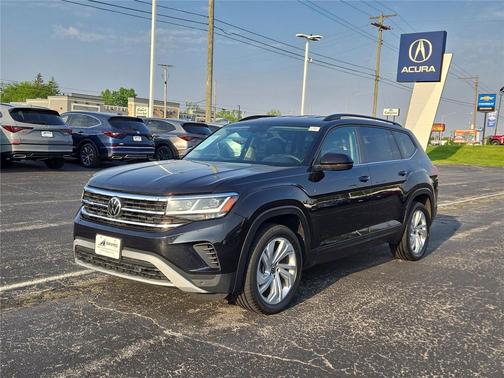 Deep Black Pearl 2021 Volkswagen Atlas 3.6L SE w/Technology