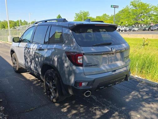 Sonic Gray Pearl 2024 Honda Passport AWD Black