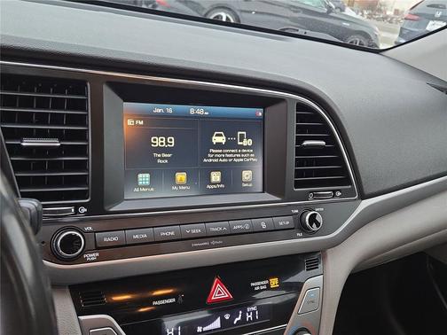 2017 Hyundai ELANTRA Limited