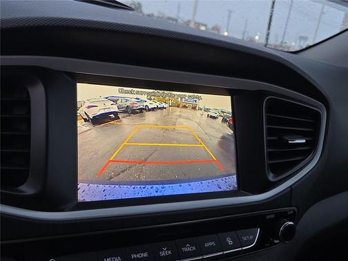 2019 Hyundai IONIQ Plug-In Hybrid Base