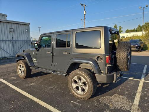 2017 Jeep Wrangler Unlimited Sahara