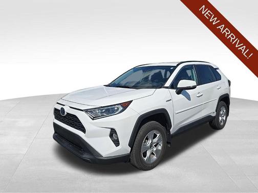 2021 Toyota RAV4 Hybrid XLE
