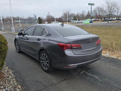 2017 Acura TLX w/Technology Package