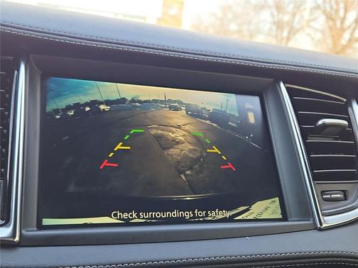 2022 INFINITI QX50 LUXE AWD