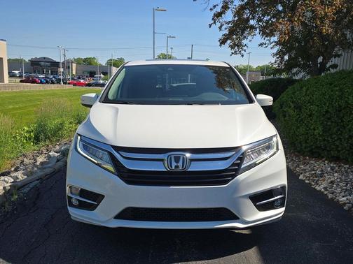 Platinum White Pearl 2020 Honda Odyssey Elite