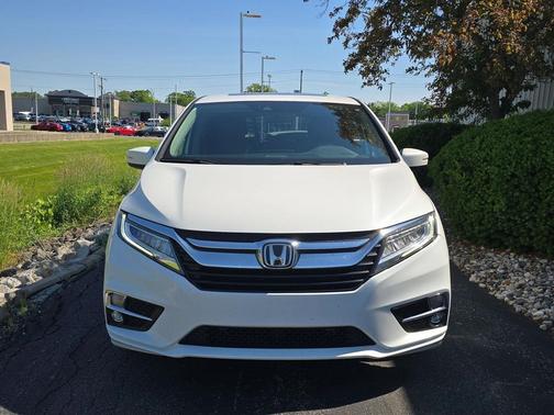 Platinum White Pearl 2020 Honda Odyssey Elite