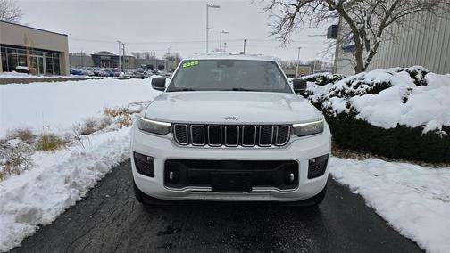 2022 Jeep Grand Cherokee Overland