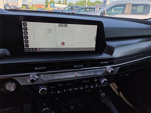 Glacial White Pearl 2023 Kia Telluride S