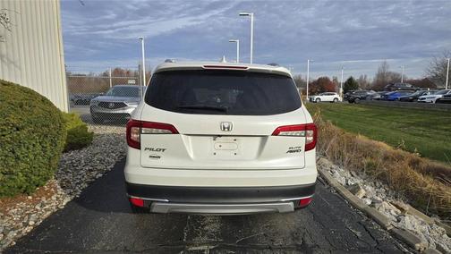 2020 Honda Pilot AWD Elite