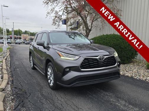 Magnetic Gray Metallic 2020 Toyota Highlander Limited