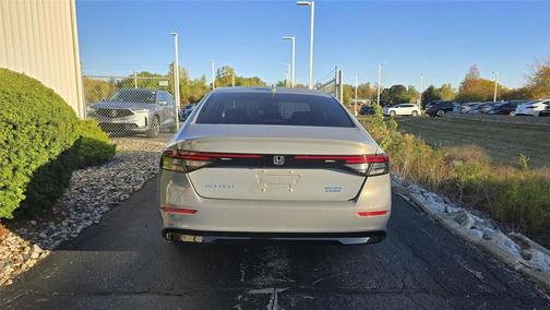 2023 Honda Accord Hybrid Touring