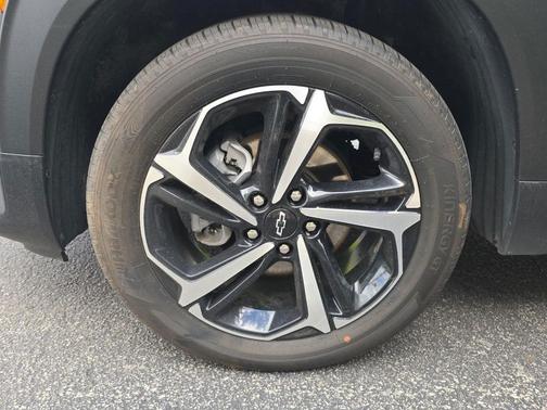 Sterling Gray Metallic 2023 Chevrolet Trailblazer RS