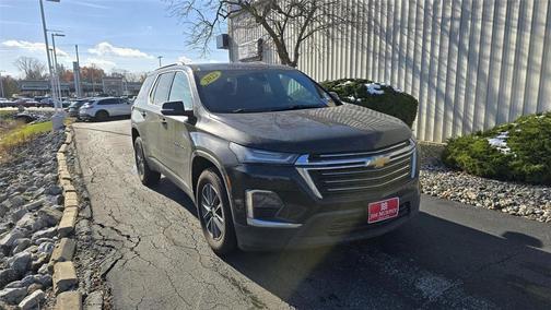 2022 Chevrolet Traverse LT Cloth