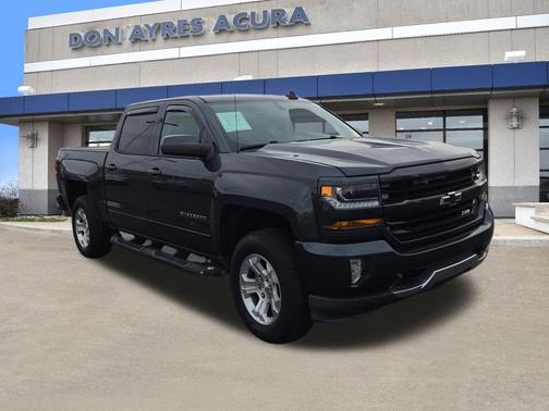 2017 Chevrolet Silverado 1500 2LT