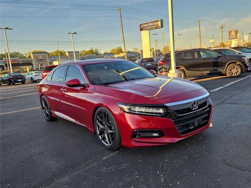 2019 Honda Accord Touring 2.0T