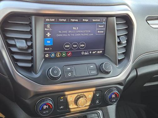 2023 GMC Acadia AWD AT4