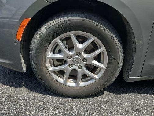 Ceramic Gray Clearcoat 2023 Chrysler Pacifica Touring L
