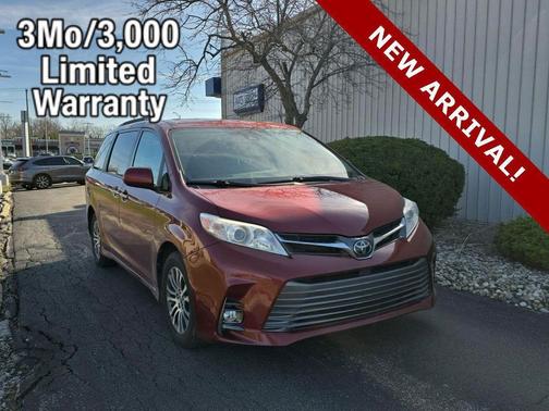 2019 Toyota Sienna XLE