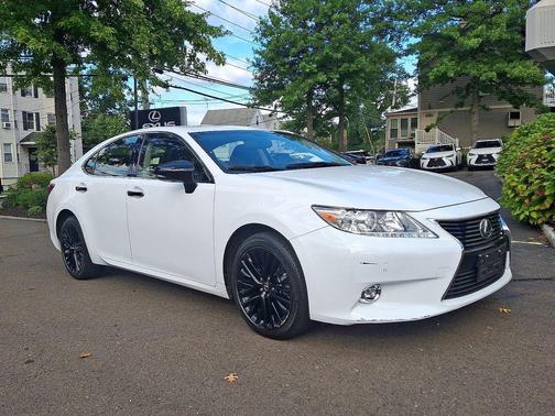 2015 Lexus ES 350 Crafted Line