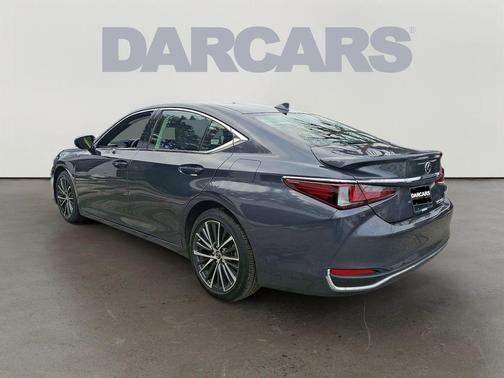 2023 Lexus ES 300h Premium