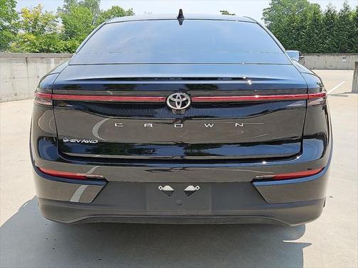 2024 Toyota Crown XLE