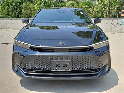 2024 Toyota Crown XLE