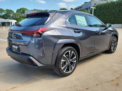 2025 Lexus UX 300h Premium