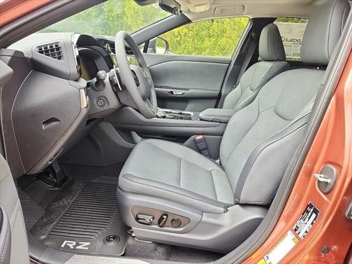 2025 Lexus RZ 300e 300e Premium