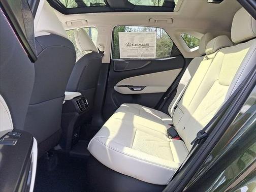 2025 Lexus NX 450h+ Luxury