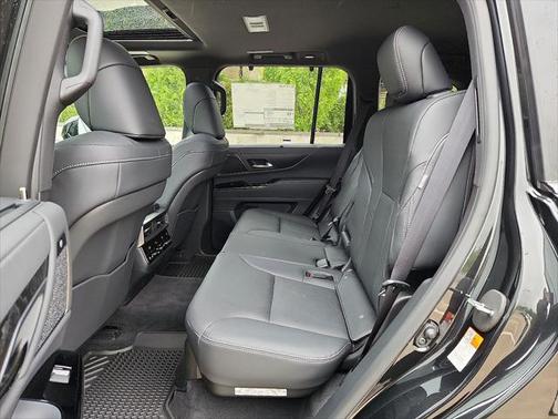 2025 Lexus LX 600 Luxury