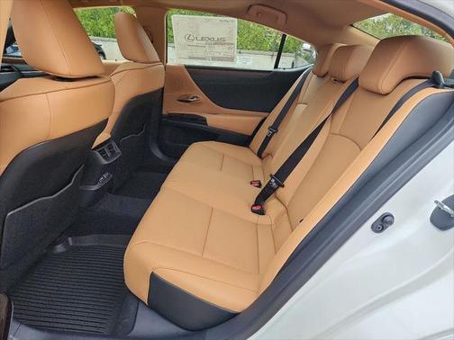 2025 Lexus ES 350 Base