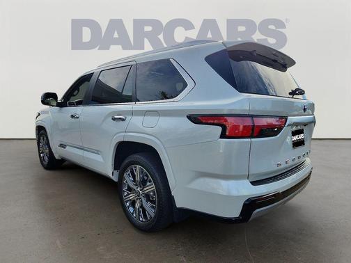 2024 Toyota Sequoia Capstone
