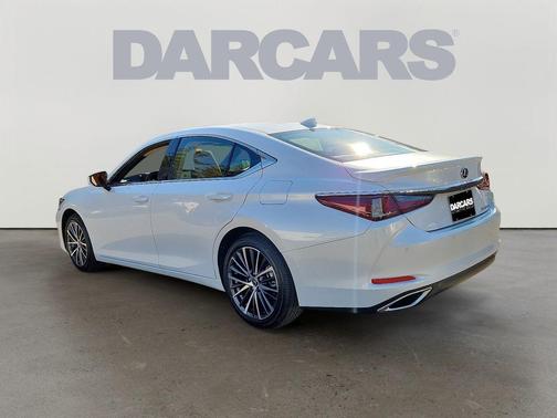 2025 Lexus ES 350 Base