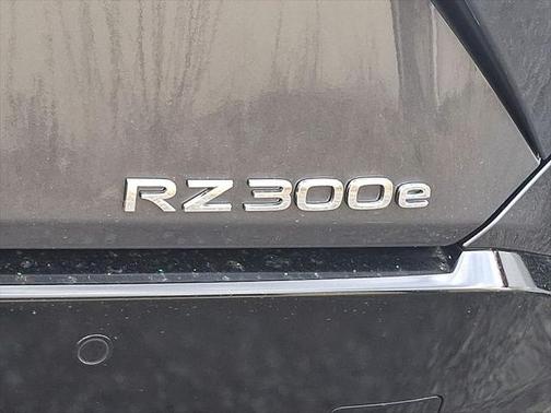 2025 Lexus RZ 300e Premium