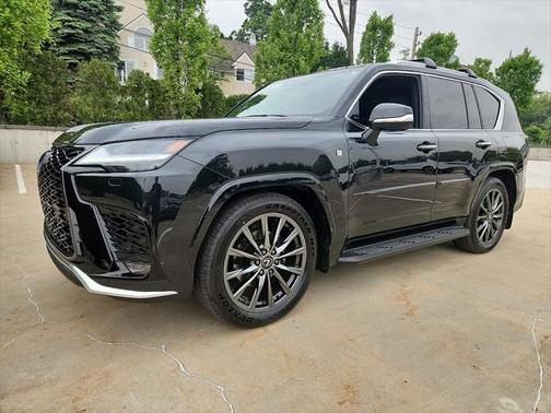 2025 Lexus LX 700h F SPORT
