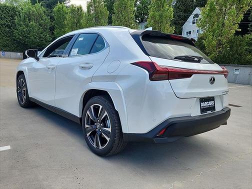 2025 Lexus UX 300h Premium