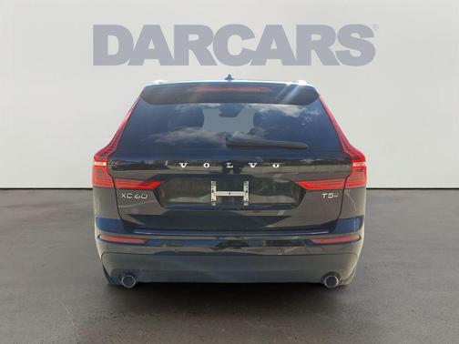 2020 Volvo XC60 T5 Momentum