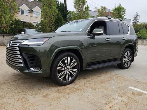 2025 Lexus LX 600 Luxury