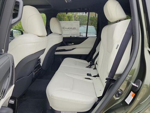2025 Lexus LX 600 Luxury