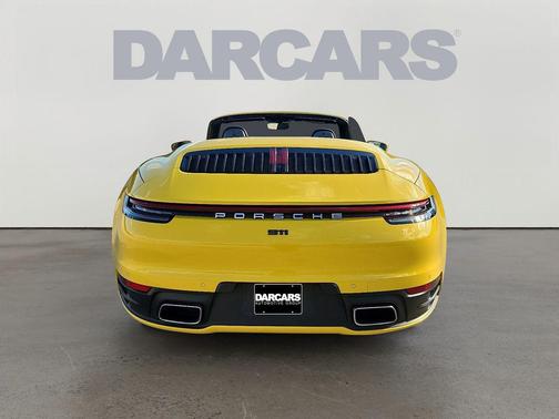 2021 Porsche 911 Carrera