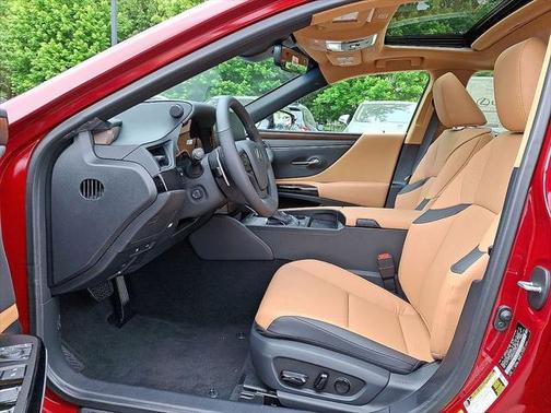 2025 Lexus ES 350 Base