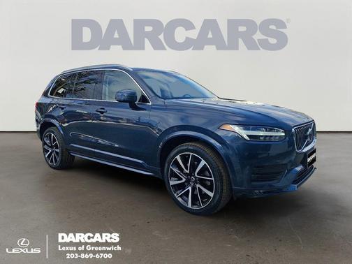 2020 Volvo XC90 T6 Momentum