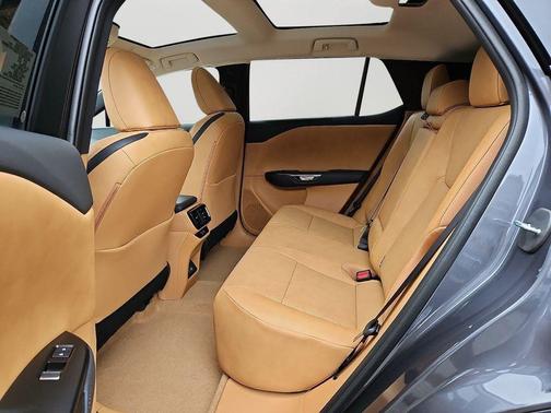2025 Lexus RZ 450e Premium