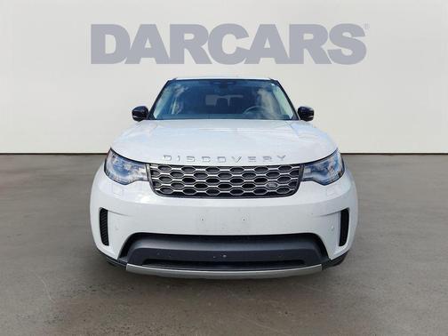 2024 Land Rover Discovery P300 S