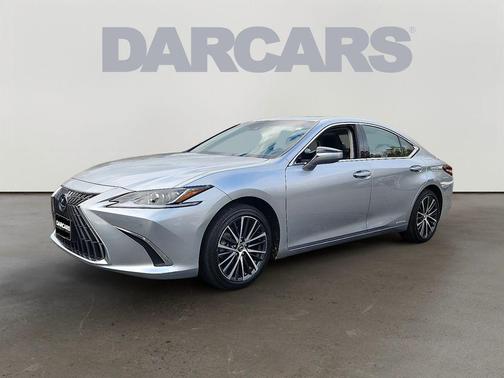 2022 Lexus ES 300h Premium